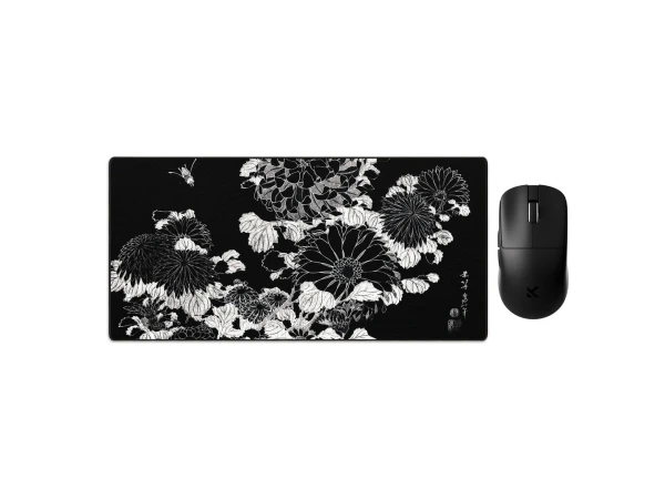 Juodas Žaidimų Rinkinys - MCHOSE L7 Ultra+ + „LIT Mousepad” Chrysanthemums and Bee, by Hokusai